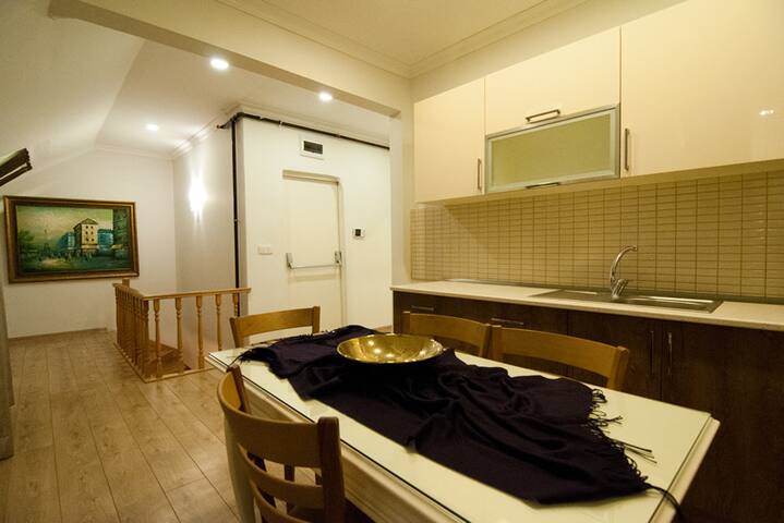 Nupelda Residence three bedroom gallery image 4