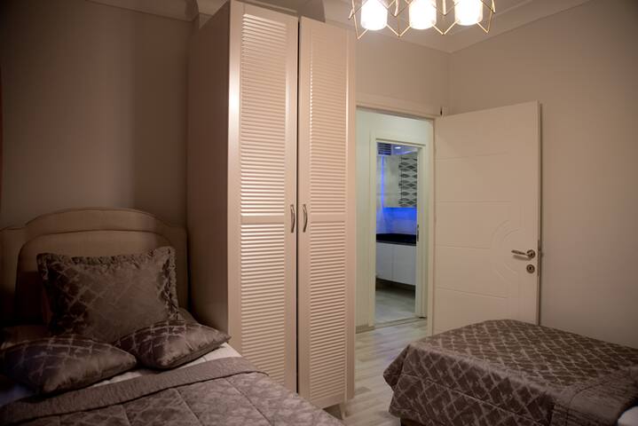 Nupelda Residence three bedroom gallery image 3