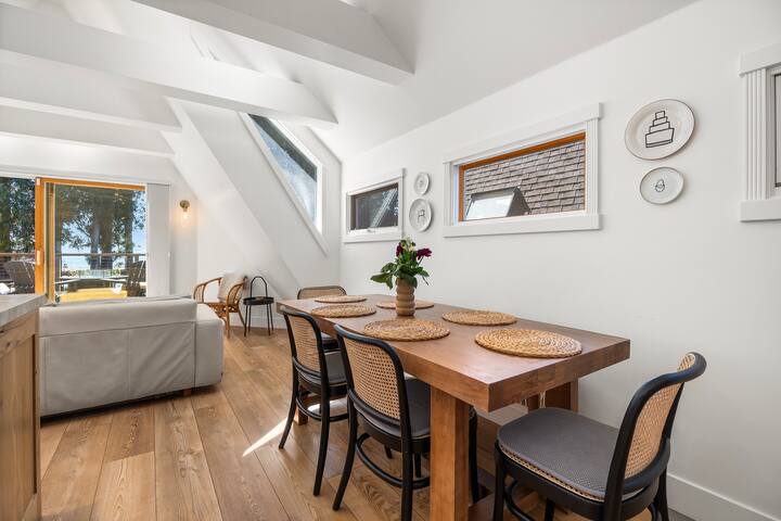 Beach View Cottage – Hot Tub gallery image 5