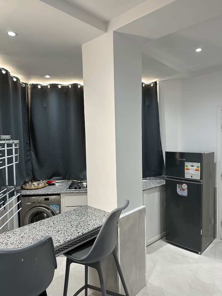 Studio, Bien éQuipé - Annaba