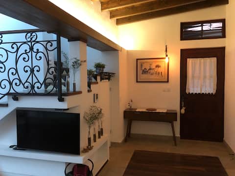 Top performing Airbnb: Casa Eclipse Spa in Santiago