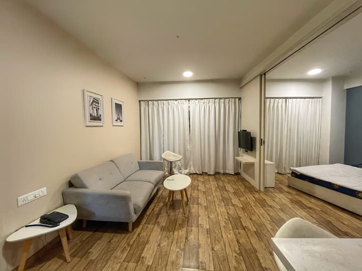Studio Flat Near Dumas - Surat