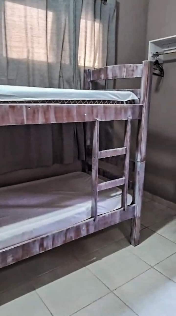 Спалня 3