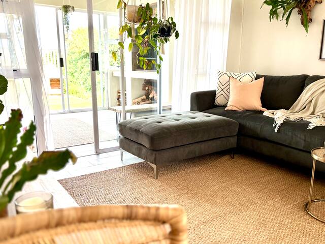 Front Row Seat to Table Mountain gallery image 3