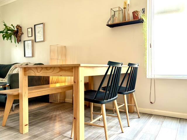 Front Row Seat to Table Mountain gallery image 4