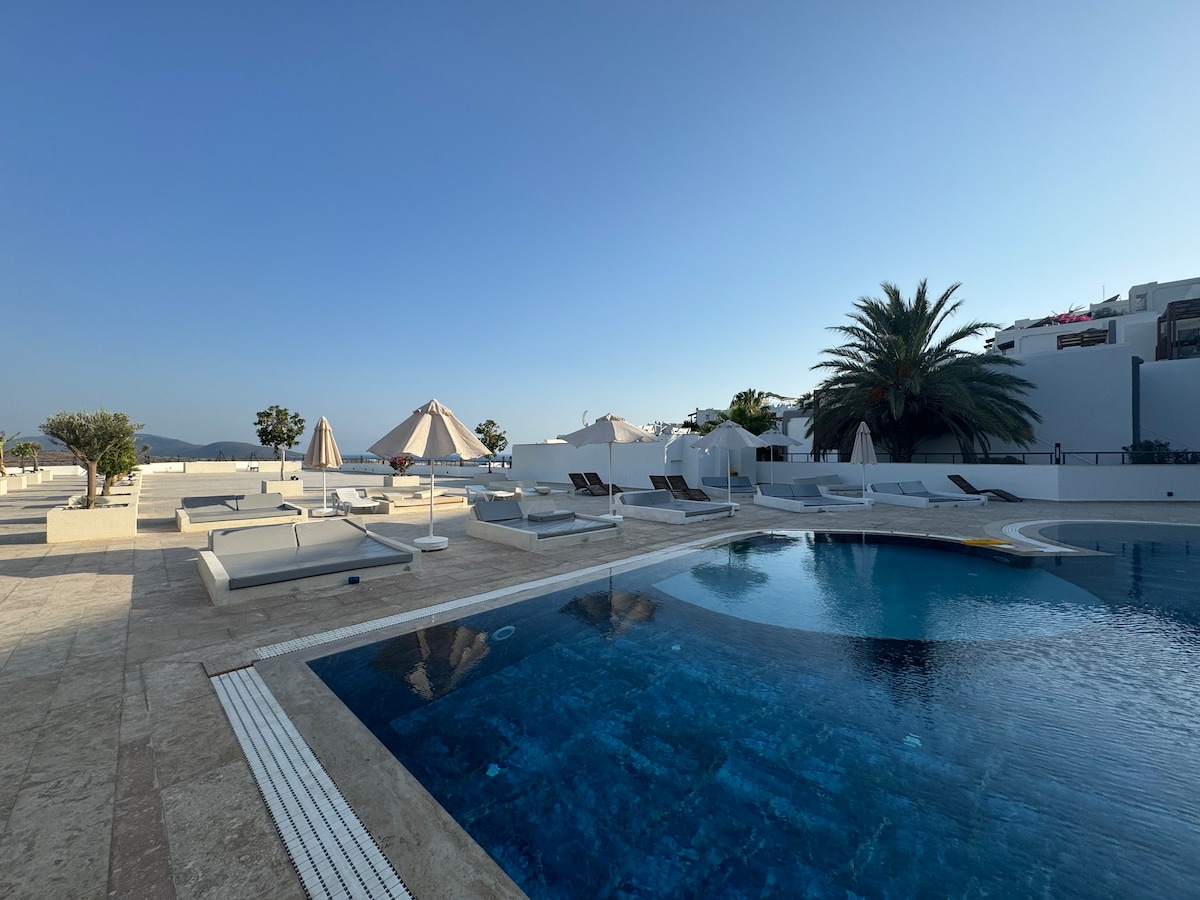 bavulunuzu alıp gelin. Bahçe katı