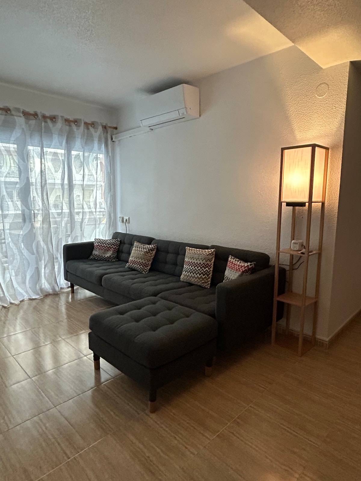 Anuncio de Airbnb popular: Apartment with lots of natural light en Cullera