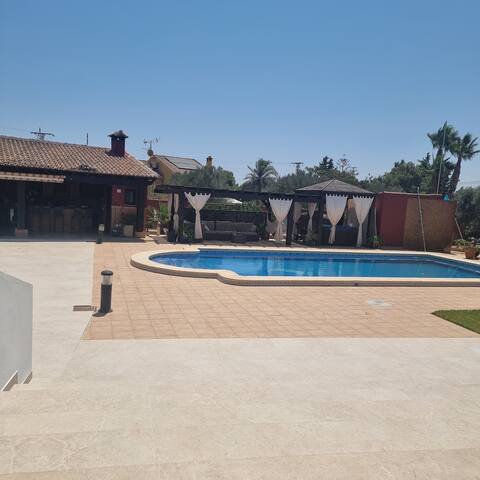 Maravillosa casa con piscina
