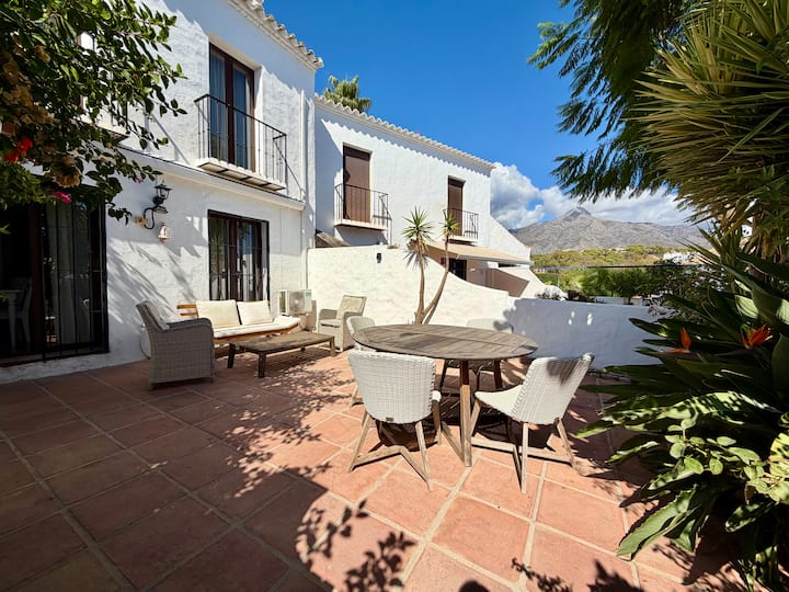 House In Marbella Surrounded By Golf Courses - Marbella