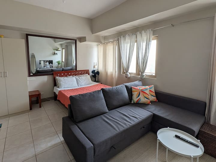 Cozy Studio Apartment | Heart Of Quezon City - Quezon City