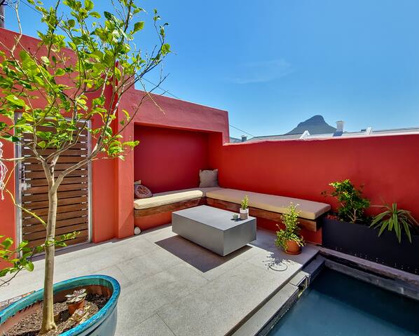 Mountain View Home in Vredehoek gallery image 2