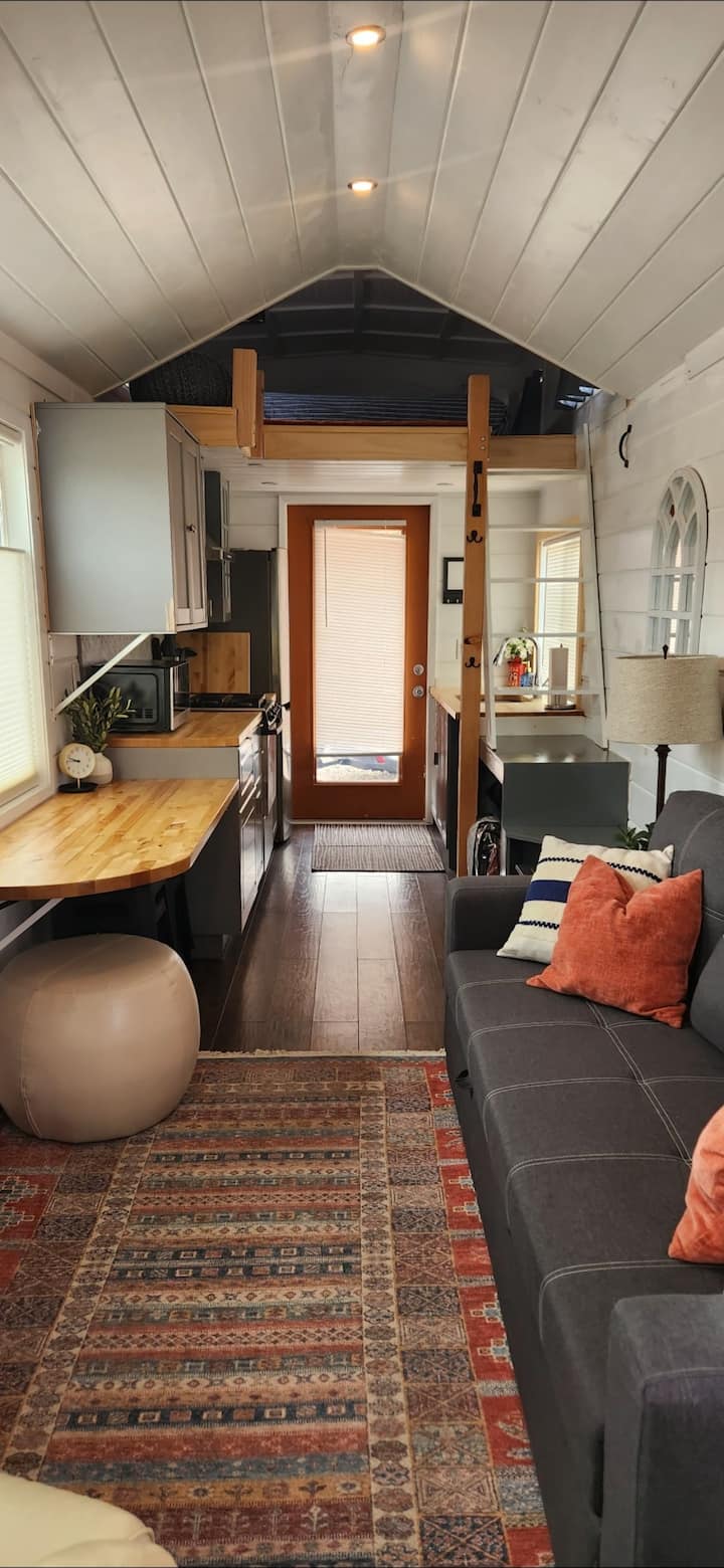 Zion Area Couples Retreat with Hot Tub, Pool and Firepit