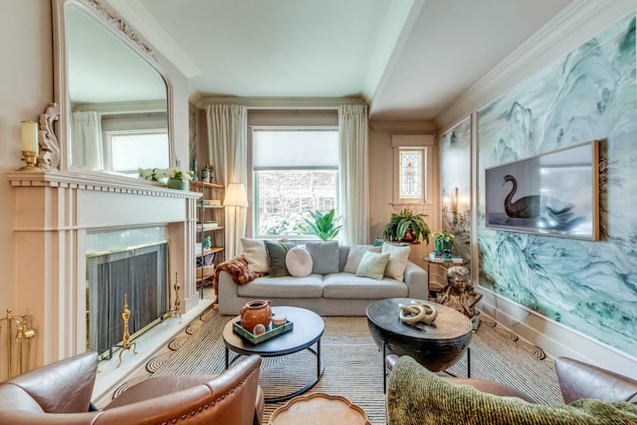 Grande Victorian Retreat - Toronto