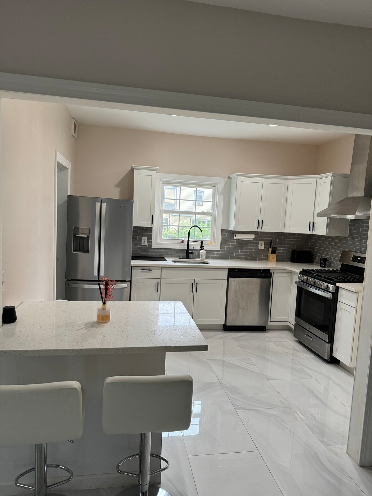 Un hogar lejos del hogar Casas en renta en Irvington, Nueva Jersey