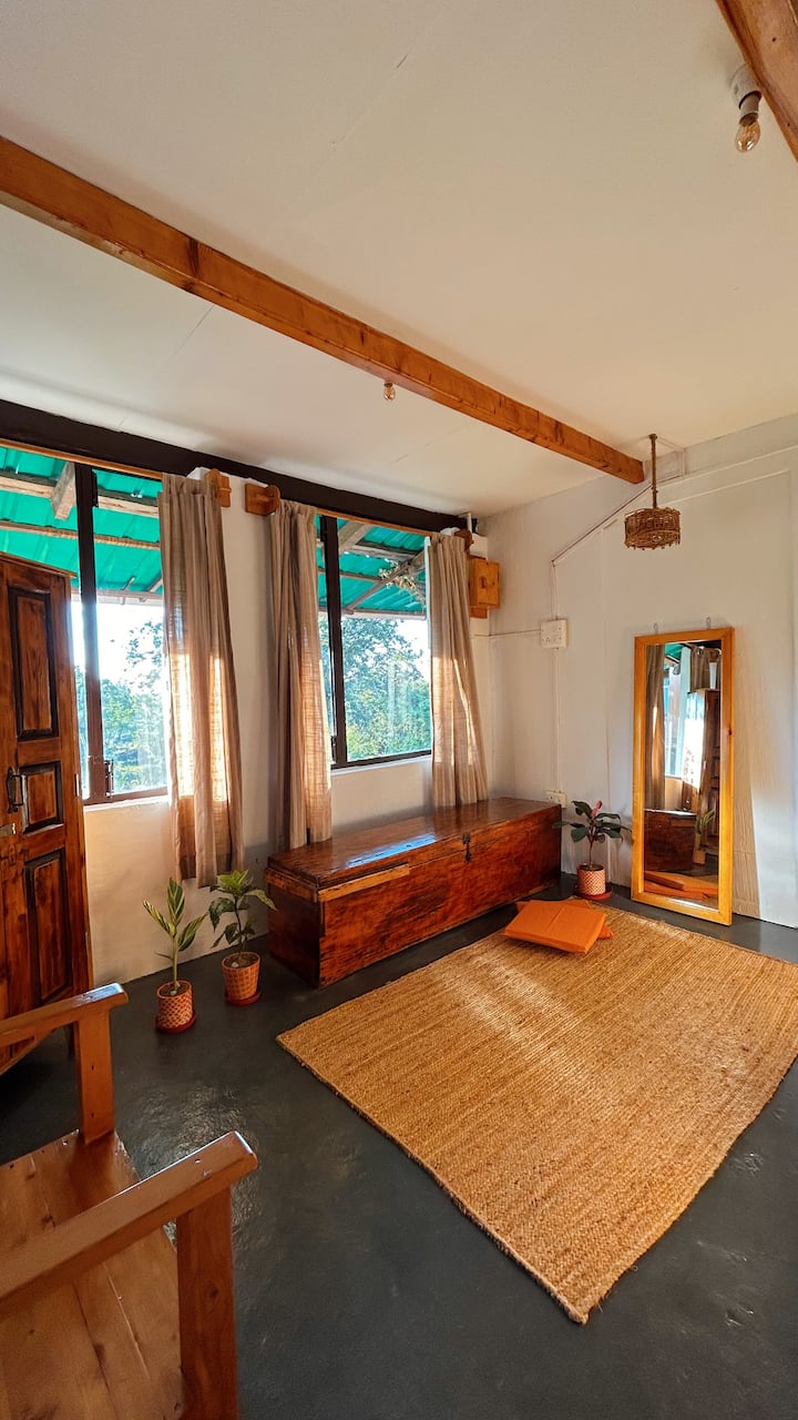 Stay With Natives-cozy Mountain Cabin In Bir,india - Bir