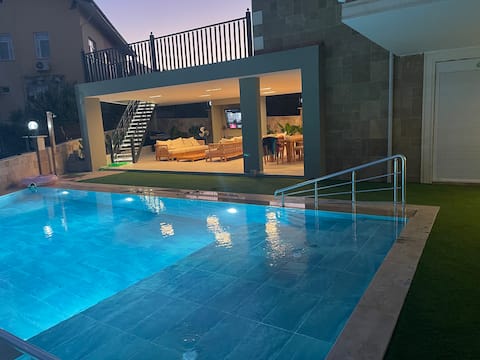 T.K. VİLLS Manavgat, Evrenzeki