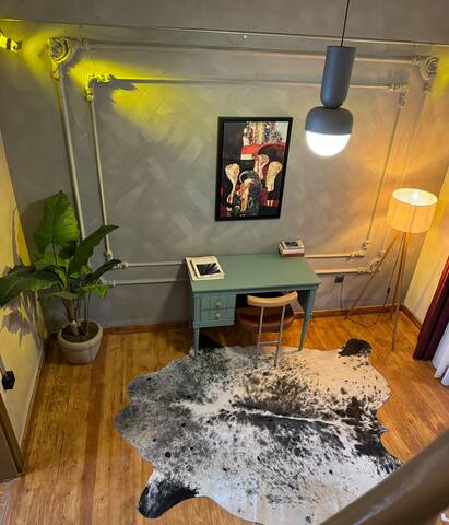 Istanbulite Modern Townhouse in The Center gallery image 3