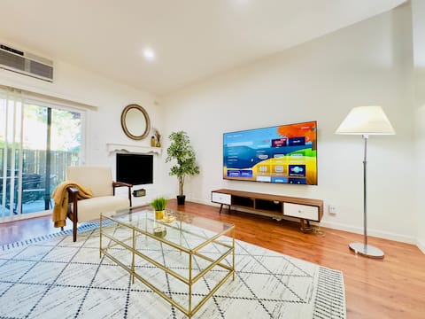 Chic and Spacious 2BR/2.5BA Townhouse in San Ramon