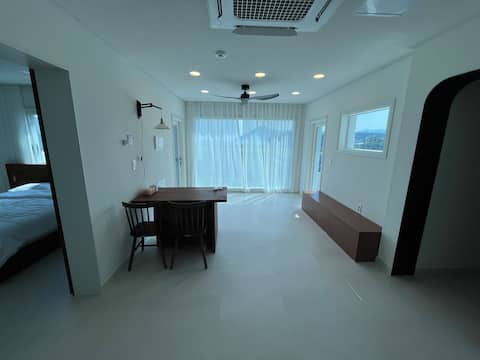 'Namhae, Islands' Newly Built Private House Outdoor Jacuzzi Sea View Spanish Village 3