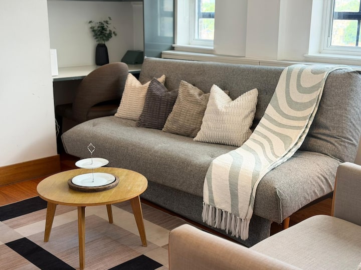 Chelsea Guest Favourite | 2-bed Apt Near Sloane Sq - Londres