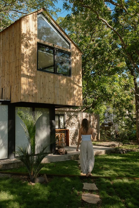 Unique Tiny House in El Zonte