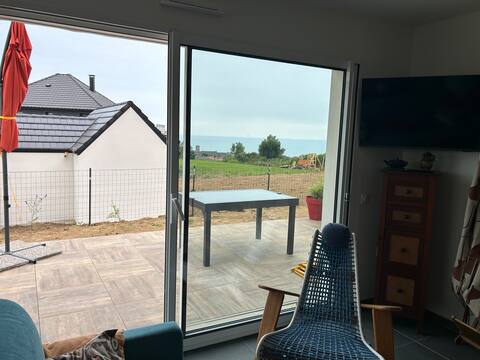 Top Airbnb: With family or friends by the sea in équihen Plage