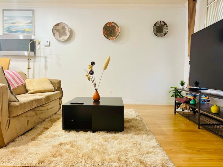 Large Comfy Room In Townhouse - Ste-anne-des-monts