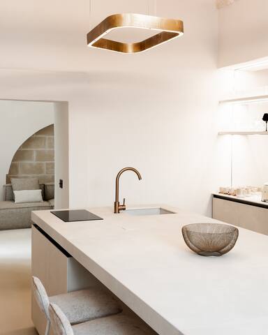 Logement luxueux avec jacuzzi au cœur de Monopoli gallery image 4