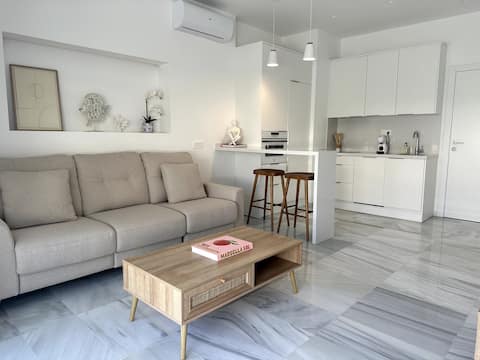 Successful Airbnb property: Penthouse on the Golden Mile 150 meters from the sea in Marbella