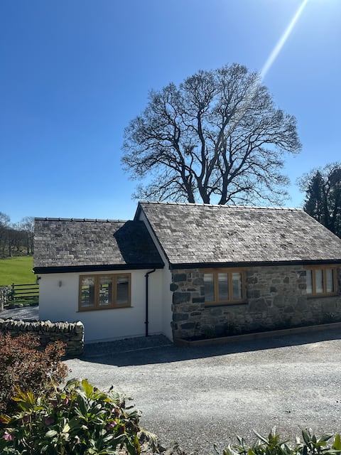 Perfect converted Barn in Bala