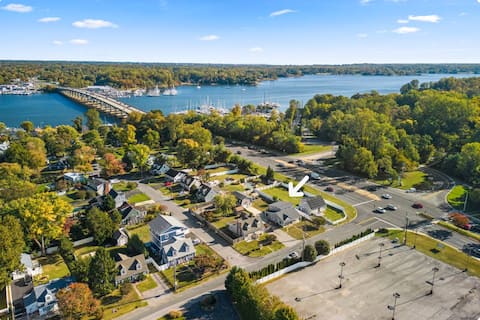 South River Retreat with Deck, Yard, and Fire Pit