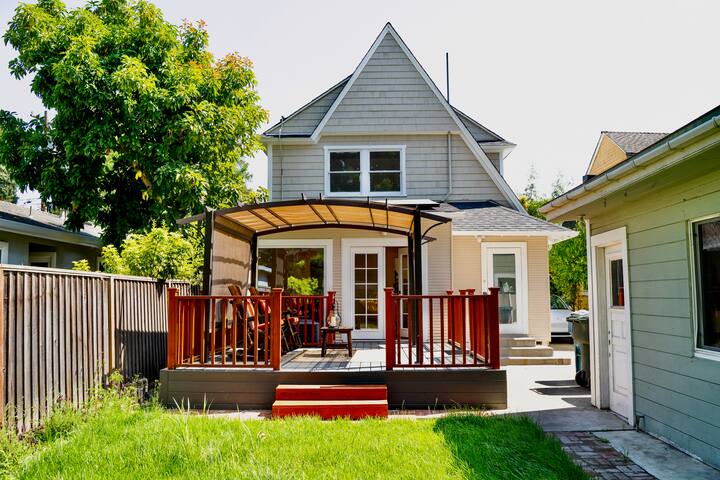 Casa Therese: Classic Beauty,Palo Alto California. gallery image 2