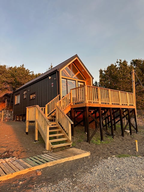 Casa Serena de Refugio Costero, Cardonal-Pelluhue (Coastal Shelter House).