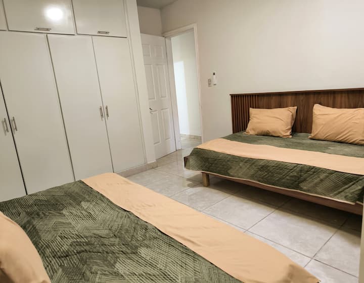 غرفة النوم 2