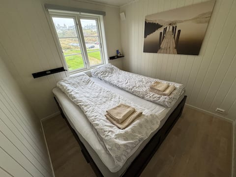 Bedroom with double bed