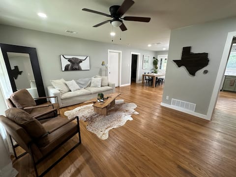 TEXAS home
near Downtown Dallas & State Fair
