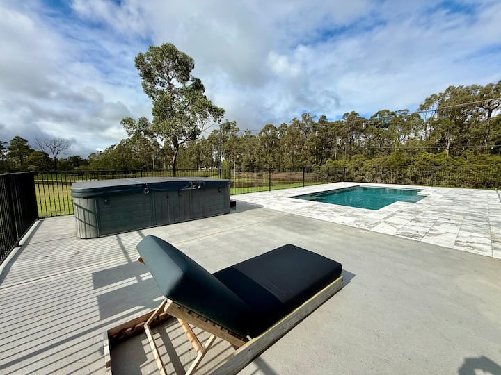 Entire Hunter Valley Farm Escape Hunter Valley - Pokolbin