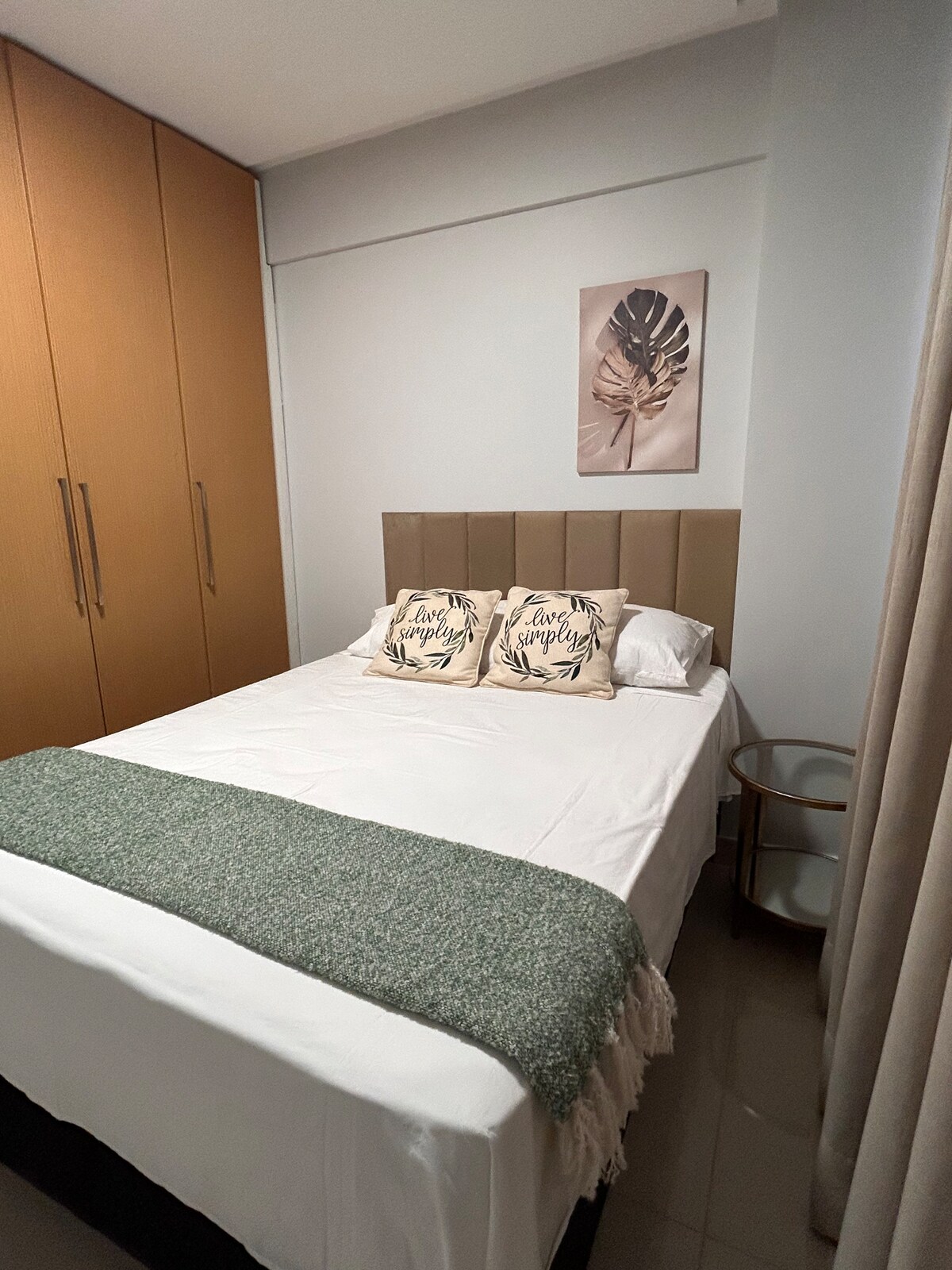 غرفة النوم 2