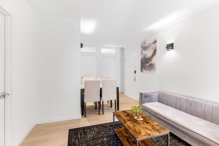 Charming Apartment in NYC! gallery image 3