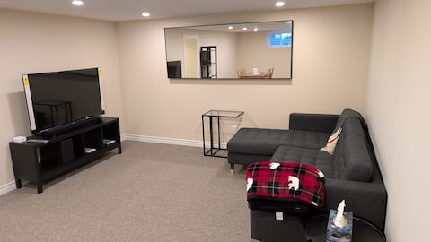 Successful Airbnb property: Applewood Basement Suite in Mississauga