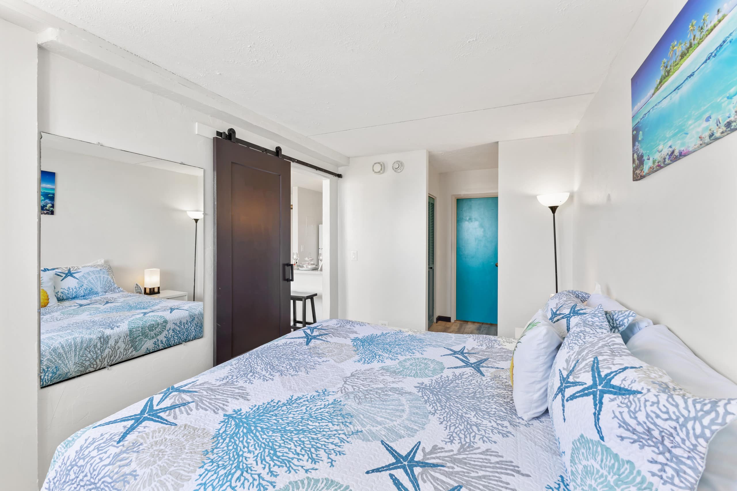 1 bd Ocean View Assigned Parking King bed Pool Gym - Image 13