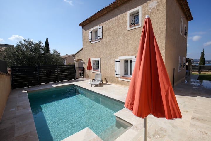 Villa Martigues 140 M2, Piscina, 4 Dormitorios, 8 Personas, Vista Al Estanque - Martigues