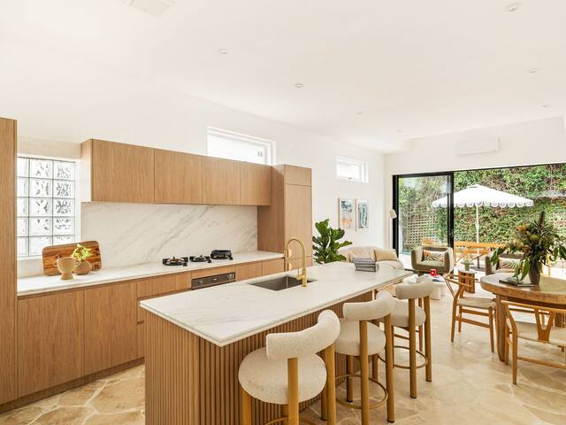 Brand new luxury home in Bondi Beach gallery image 4