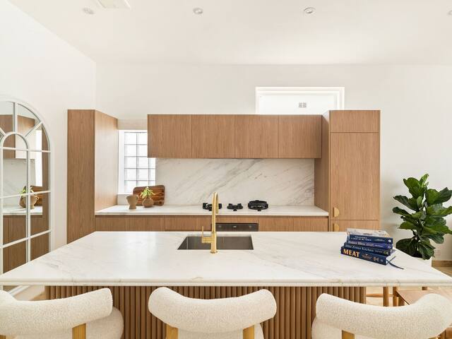 Brand new luxury home in Bondi Beach gallery image 5