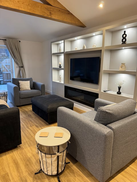 Popular Airbnb listing: The Brambles bungalow in Weston Super Mare