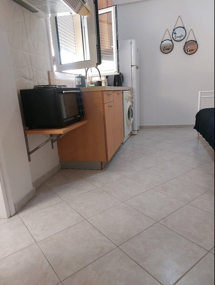 ΜΥ Studio In The City Center - イラクリオン