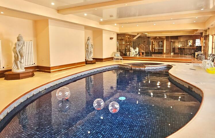 Cinema, Pool, Karaoke & more | Maggie’s Guesthouse gallery image 5