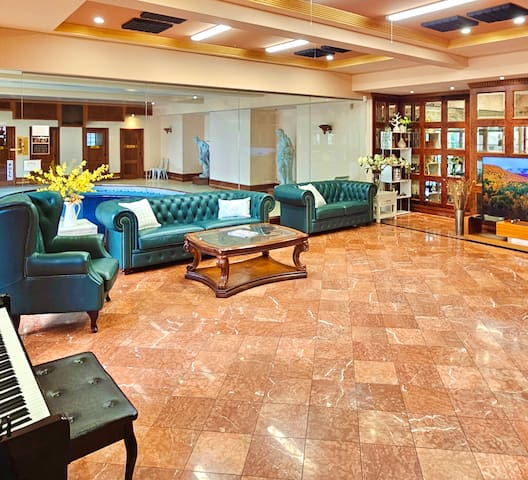 Cinema, Pool, Karaoke & more | Maggie’s Guesthouse