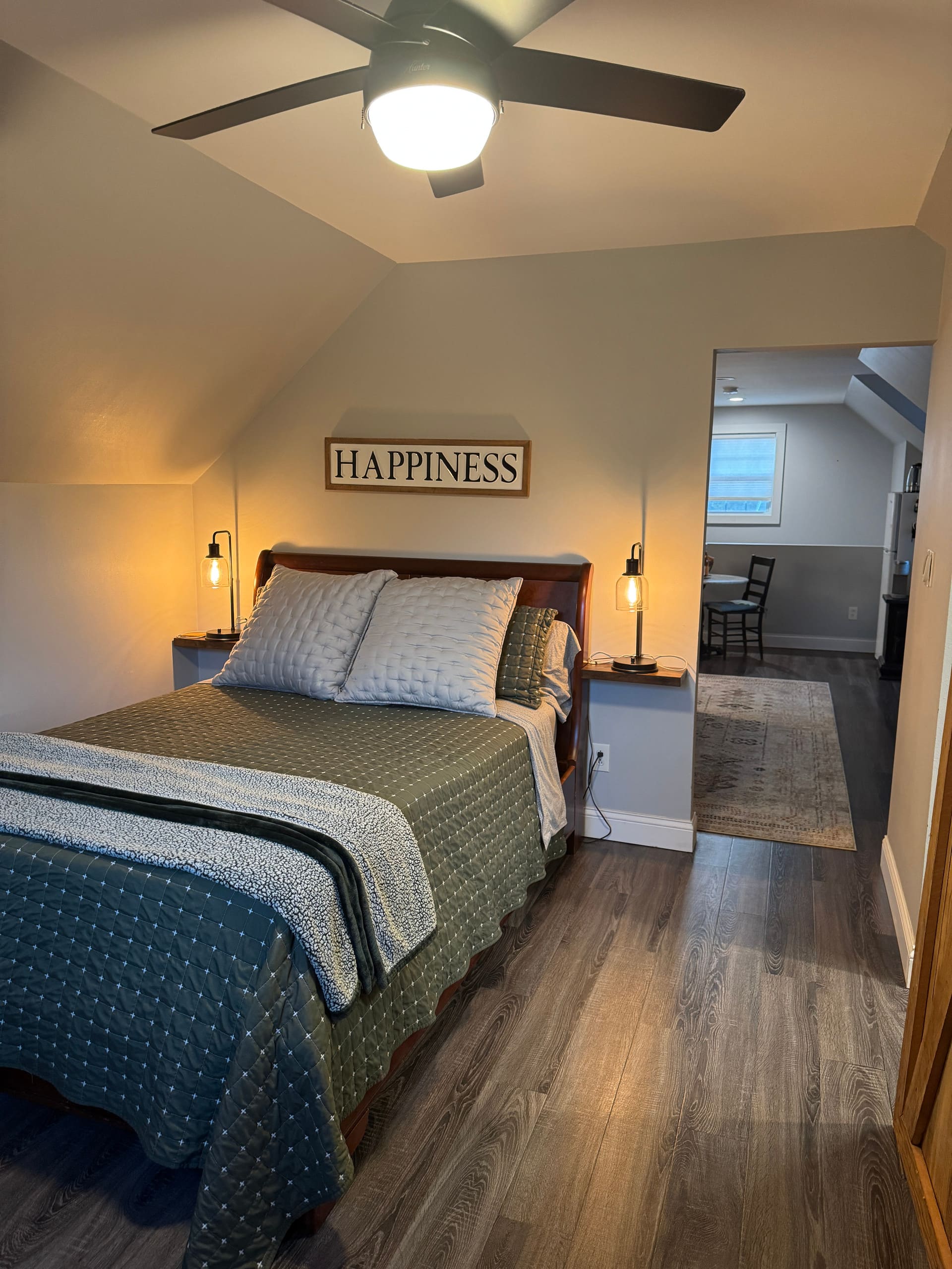 Cozy Loft near Winery & Venues
