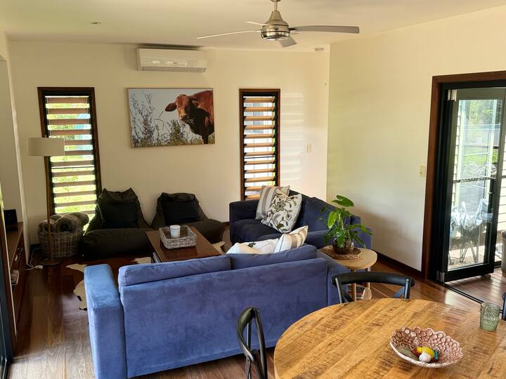 Banyan View Farm In Noosa Hinterland - Pomona